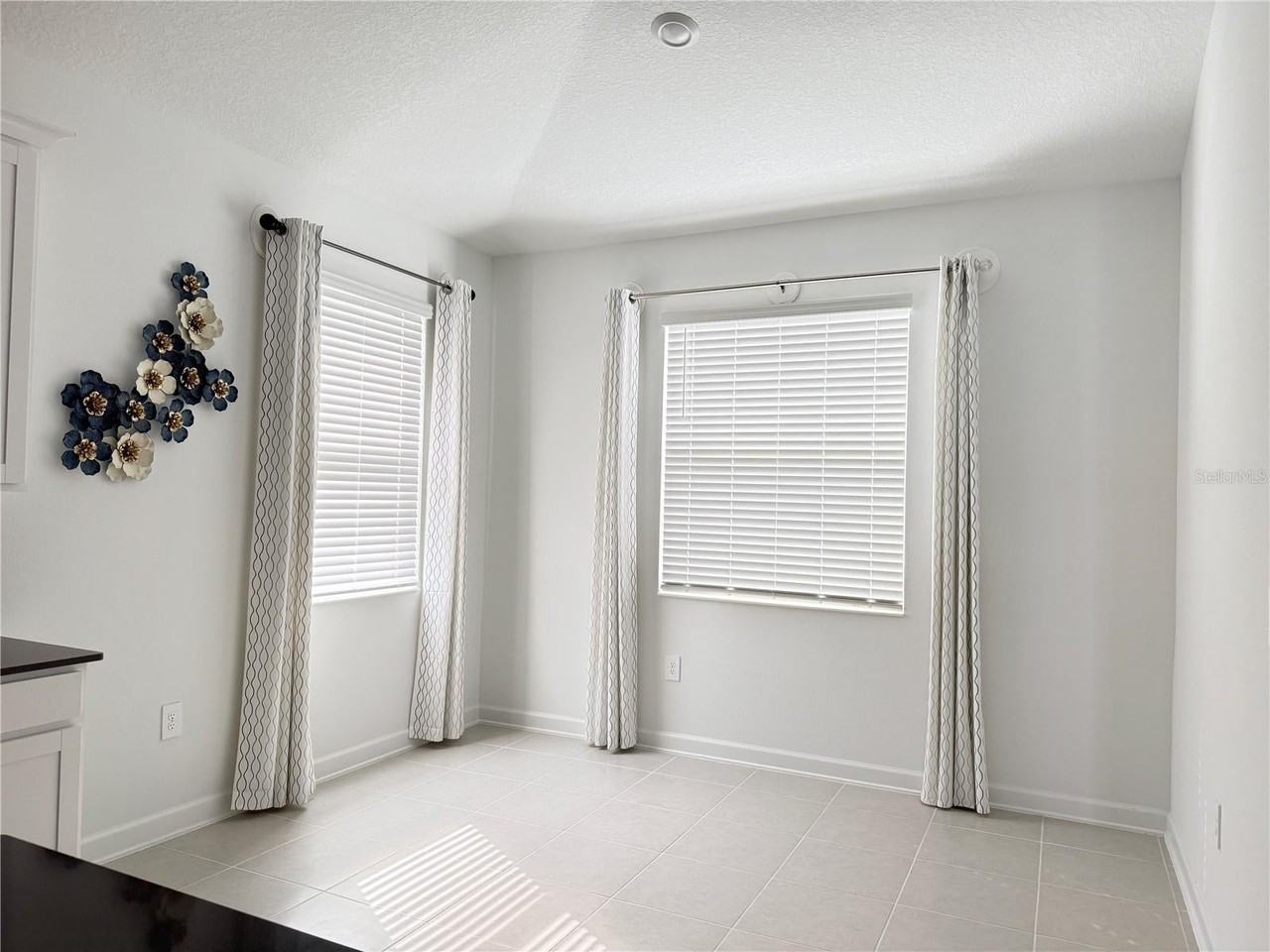 7117 Dilly Lake Ave - Photo 5 of 50