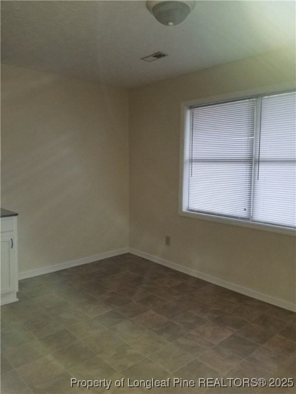 700 N Roberts Ave Apt 104c #104C - Photo 5 of 6