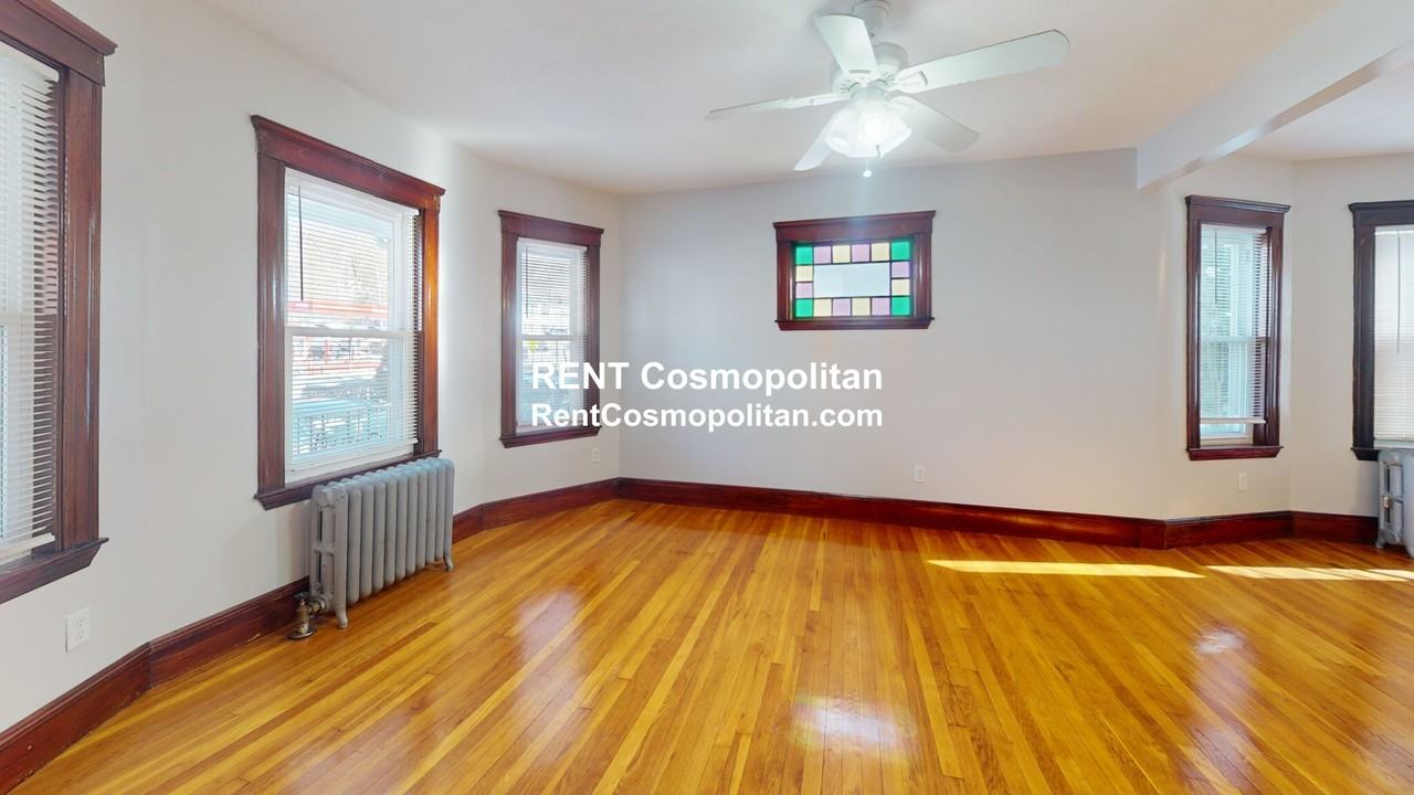 298 Fellsway W #1 - Photo 4 of 13