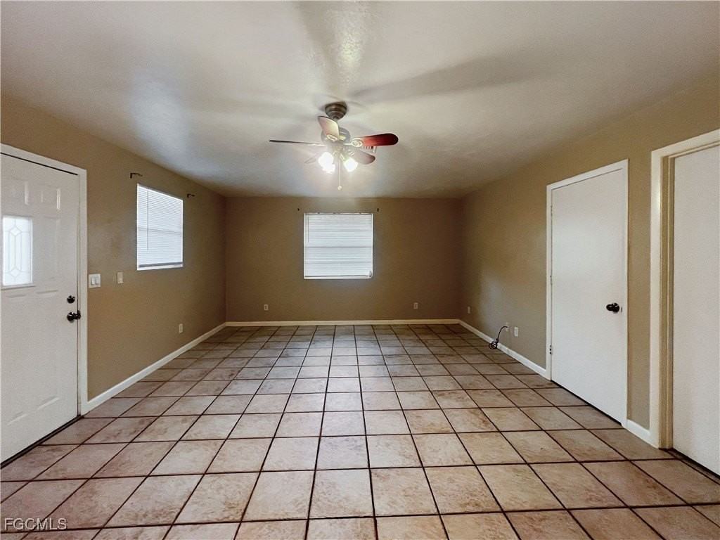 27917 Washington St - Photo 4 of 20