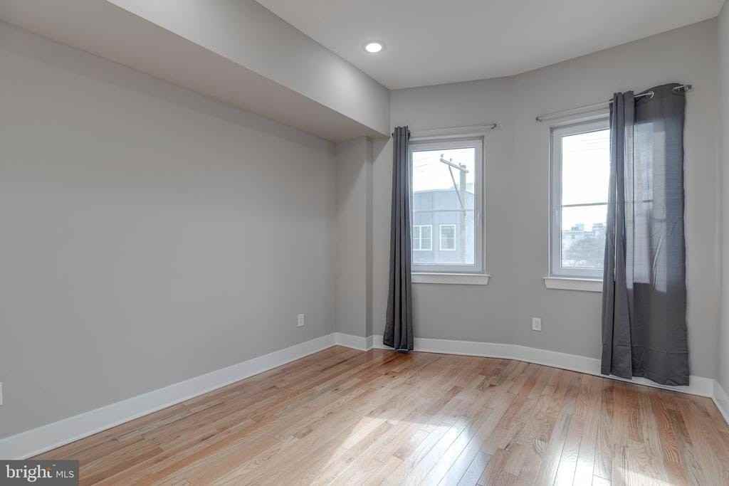 2115 W Master St #C - Photo 7 of 16