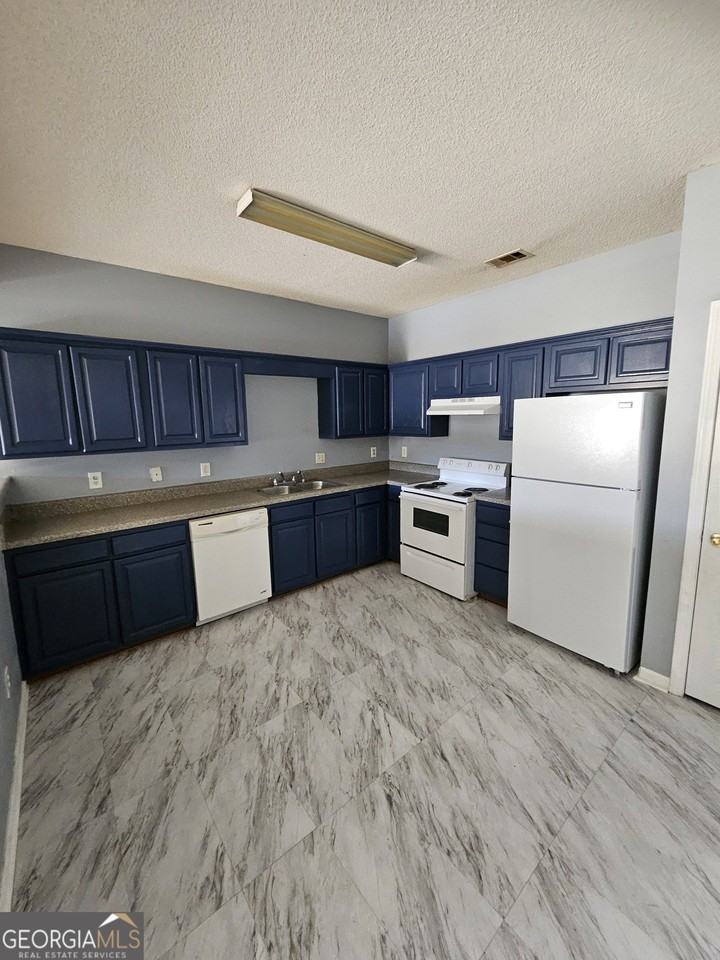 1467 Riverrock Trl - Photo 2 of 8