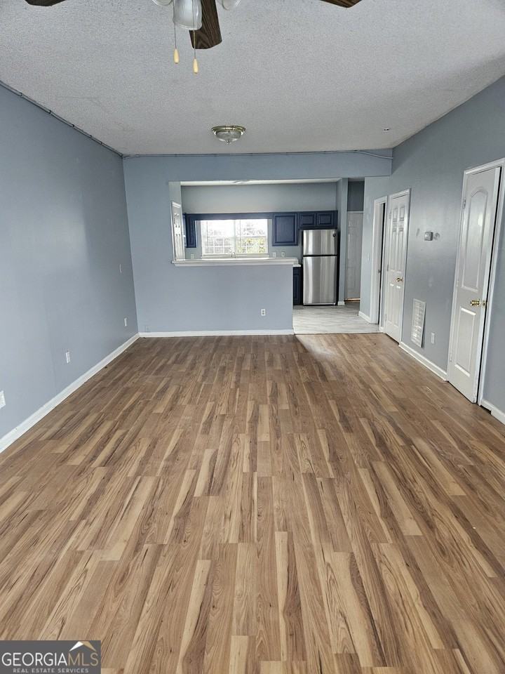 2465 Brianna Dr - Photo 2 of 8