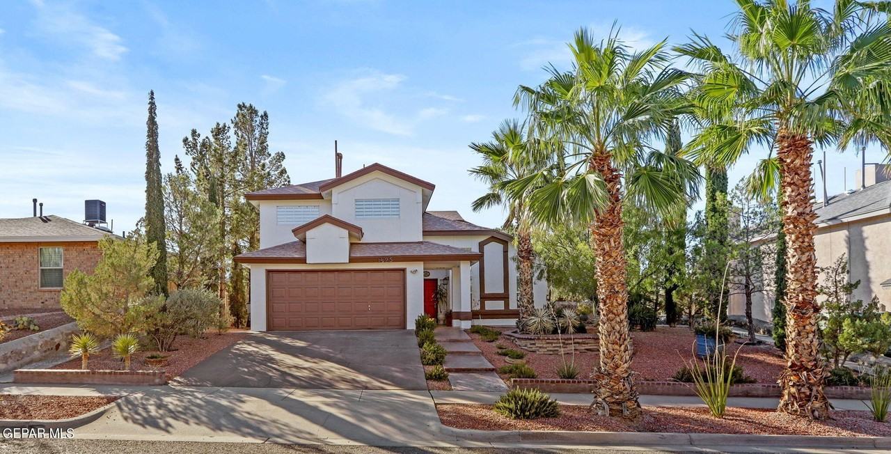 1425 Rainbow Ridge Dr - Photo 2 of 50