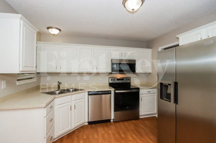 2935 Canary Ct - Photo 5 of 15