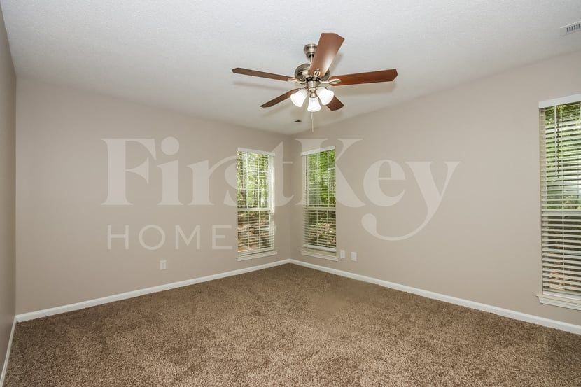 2935 Canary Ct - Photo 7 of 15