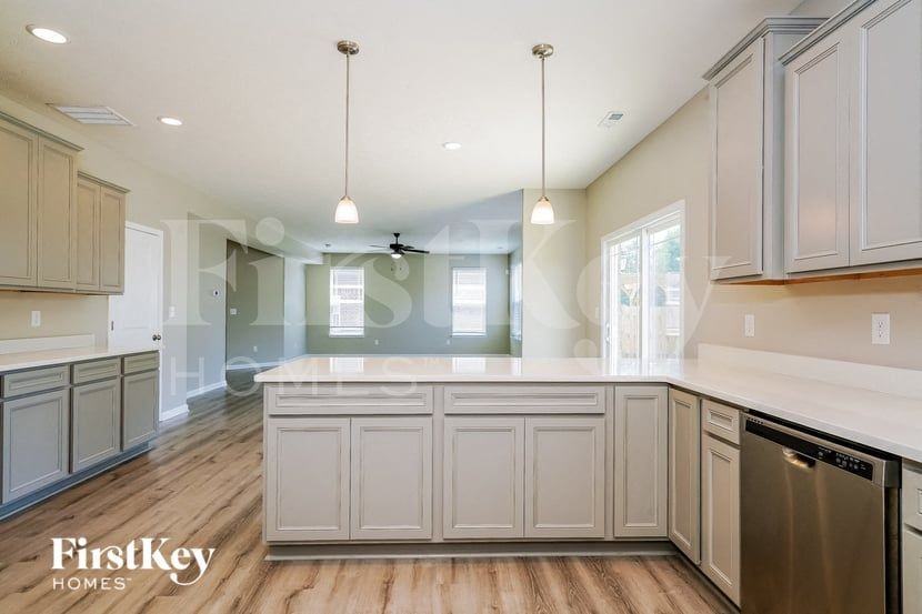 3370 S Cordell Rd - Photo 6 of 15