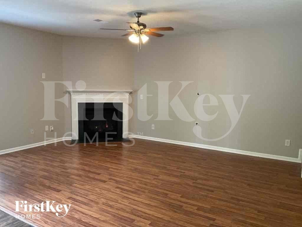 12814 Coral Sunrise Dr - Photo 3 of 12