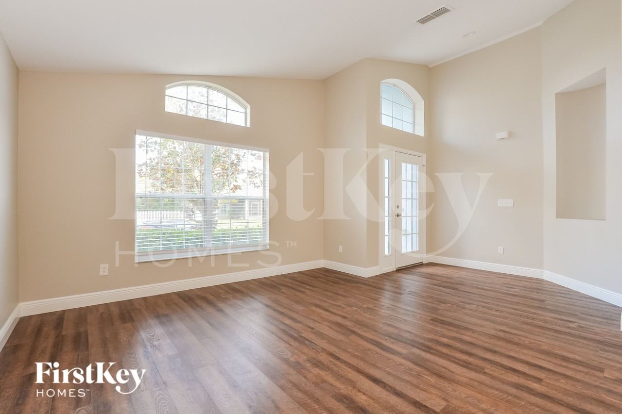 14010 Morning Frost Dr - Photo 2 of 15