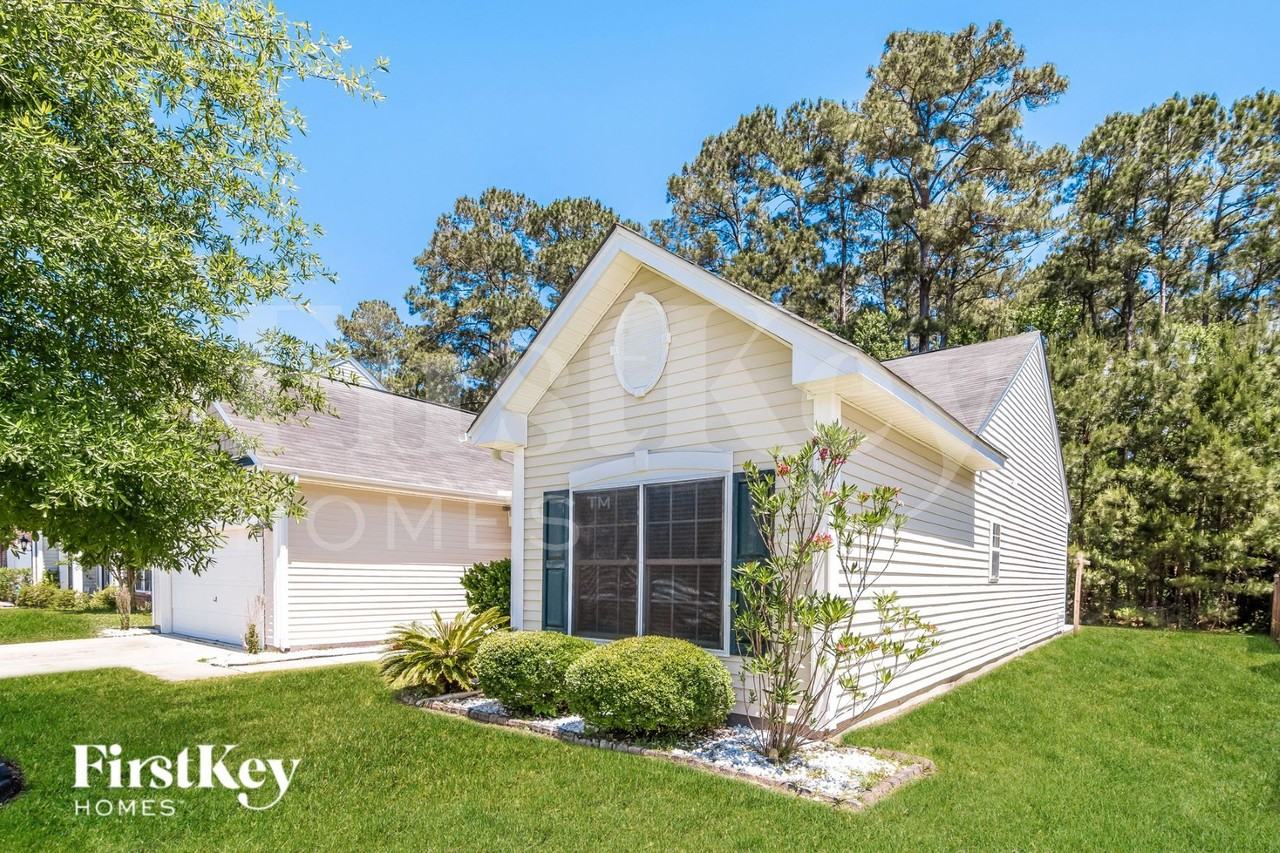 3388 Middlesboro Ave - Photo 2 of 15