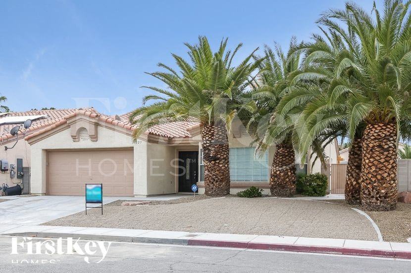 5227 Southern Cypress Ct - Photo 2 of 15