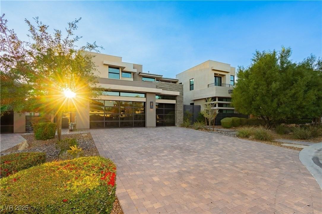 94 Glade Hollow Dr - Photo 2 of 50