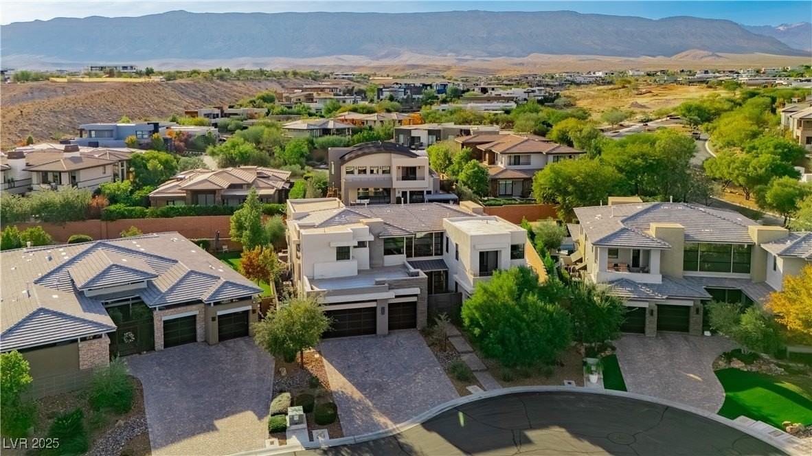 94 Glade Hollow Dr - Photo 7 of 50