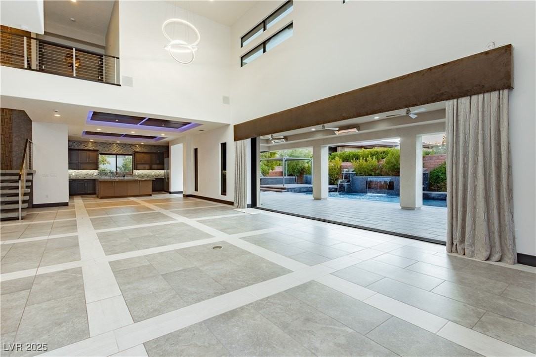 94 Glade Hollow Dr - Photo 5 of 50