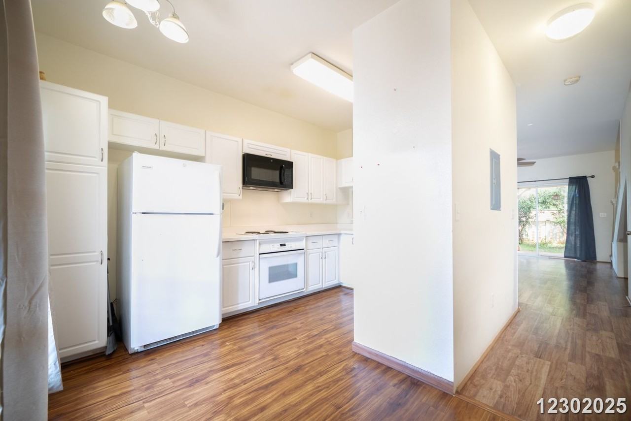 94-696 Lumiauau St #RR3 - Photo 3 of 23