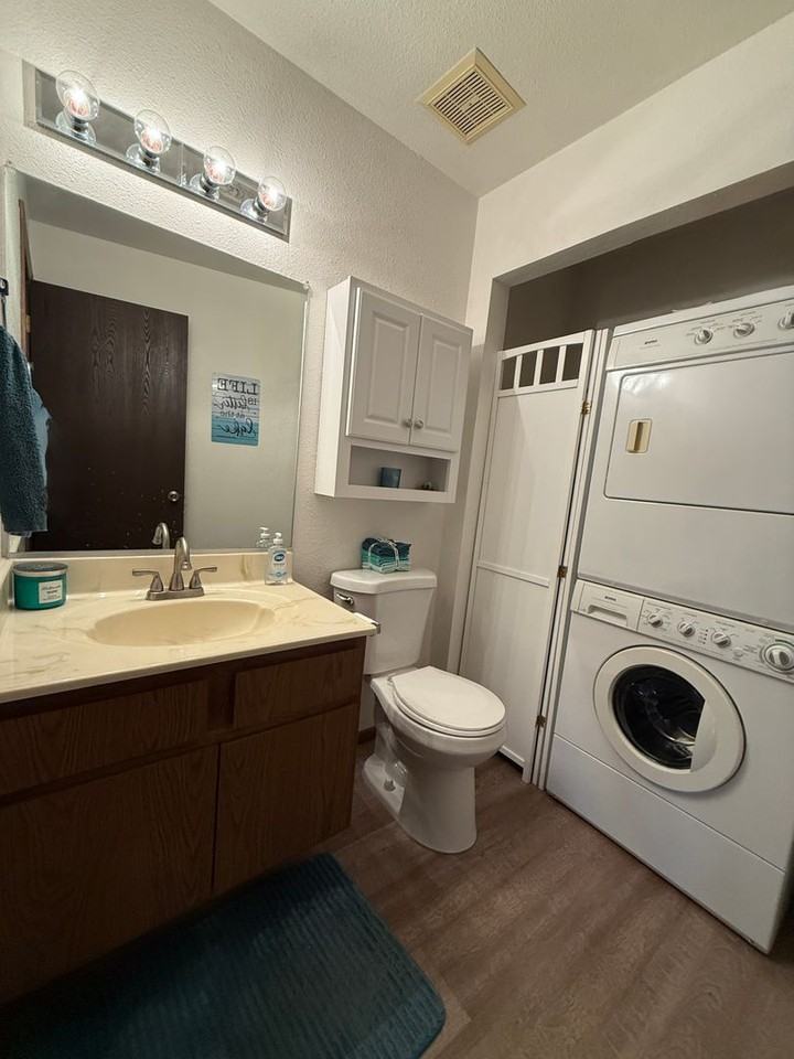 1910 Swanson Ave - Photo 6 of 16