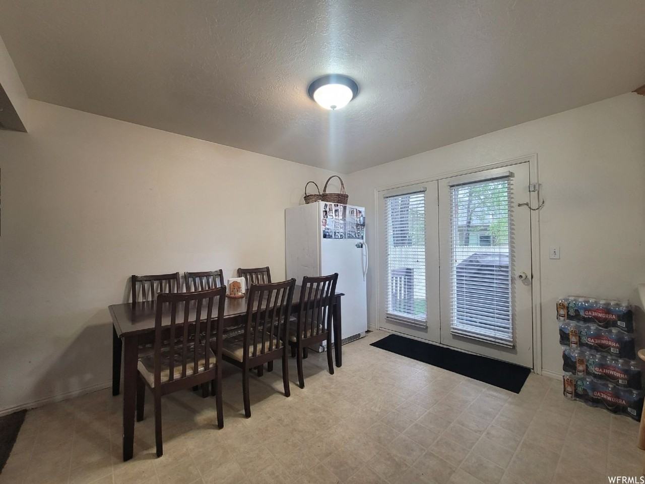 649 E Main St - Photo 5 of 10