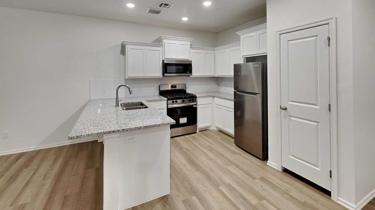 1218 Nw 113th St - Photo 7 of 22