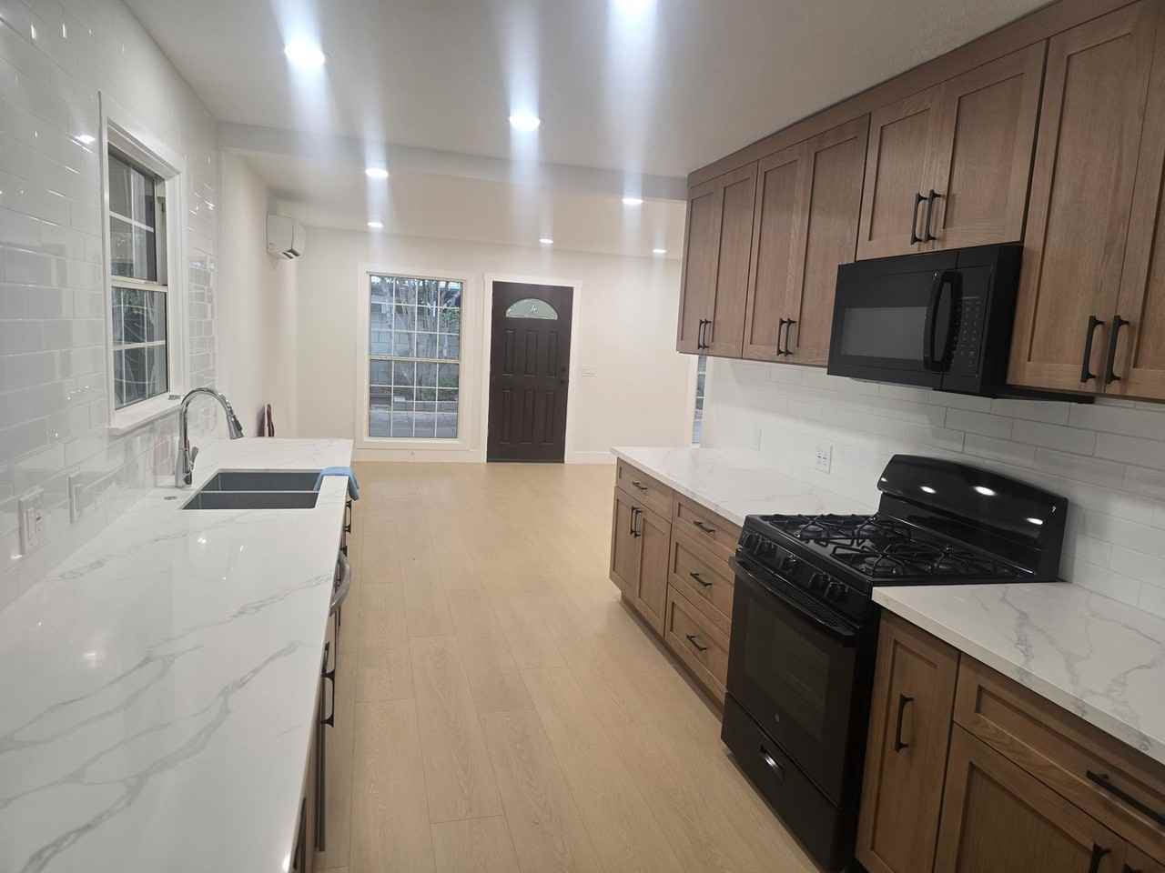 GLENHAVEN - ANAHEIM - Photo 5 of 29