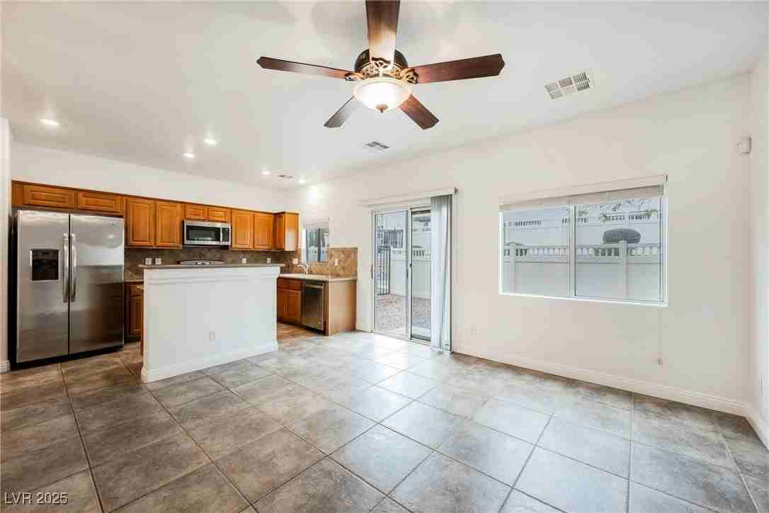 1110 Luna Eclipse Ln #1 - Photo 4 of 50