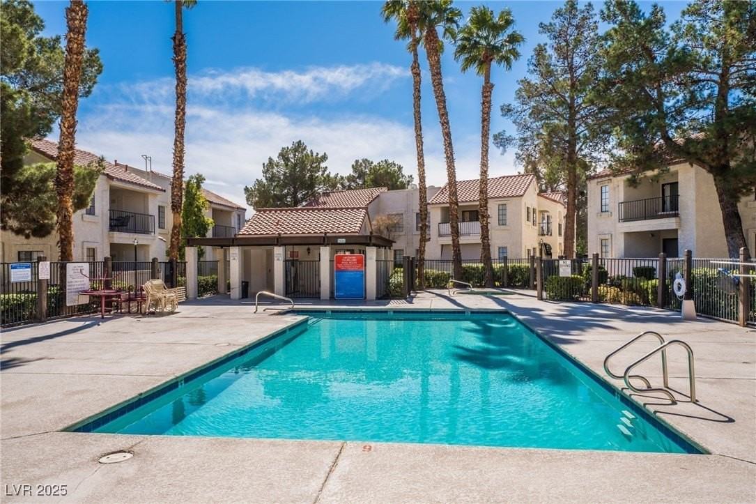 4718 Nara Vista Way #104 - Photo 3 of 12