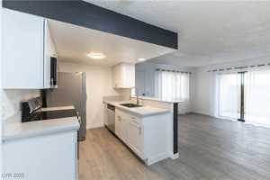 featured image of 601 Cabrillo Cir #211