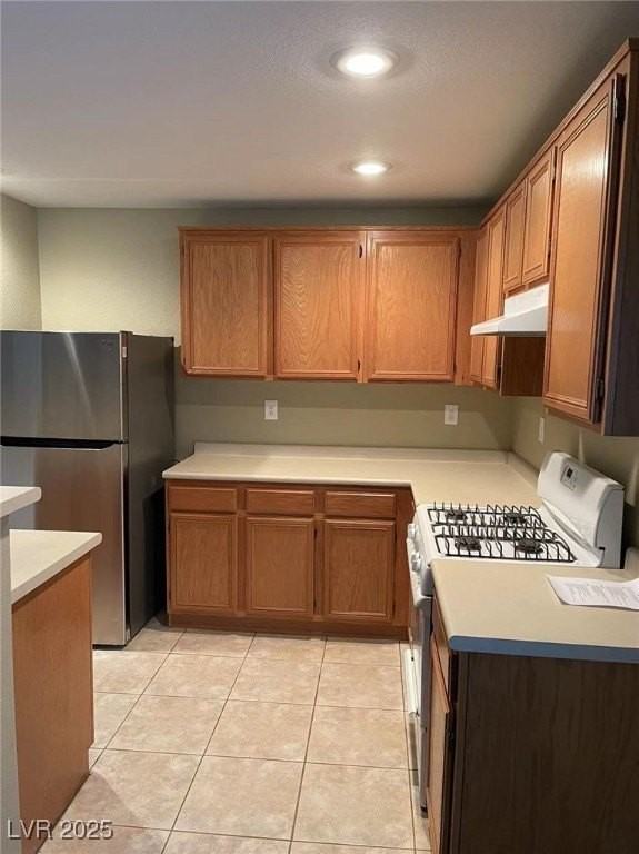 541 Mayfair Walk Ave - Photo 4 of 16