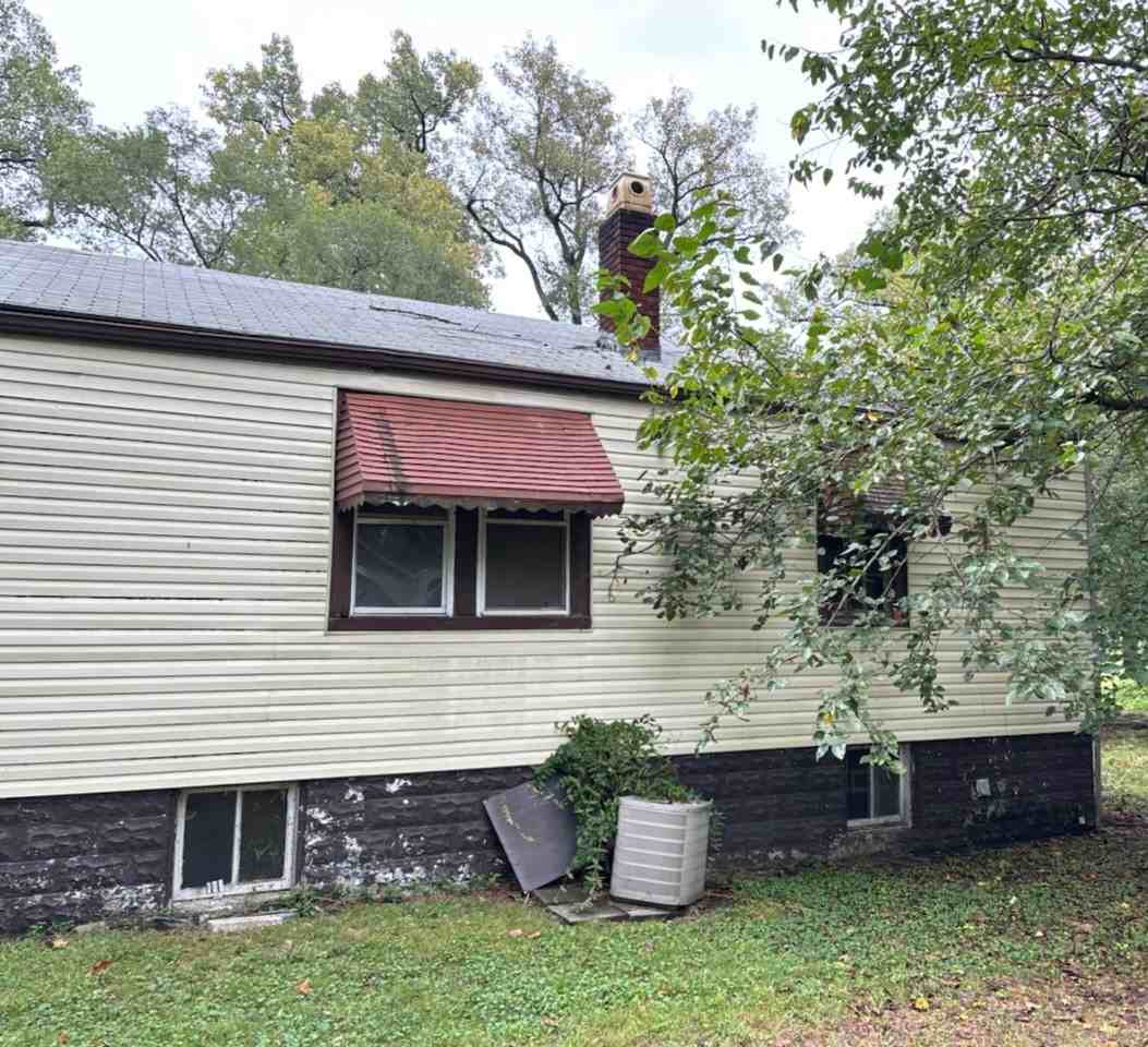 1422 N 54th St #1 - Photo 6 of 23