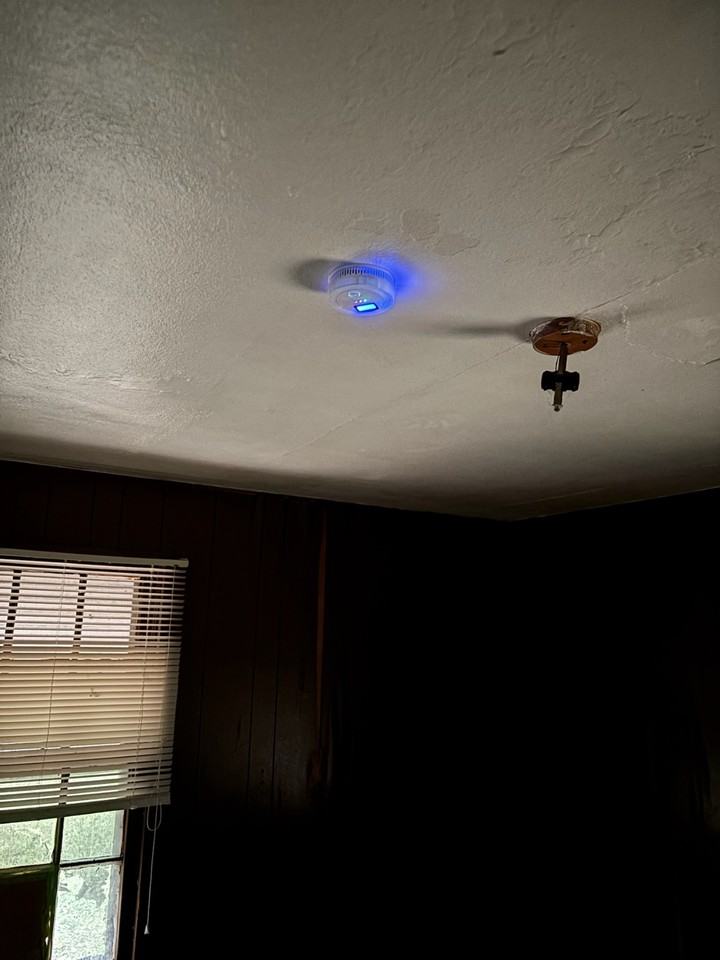 1422 N 54th St #1 - Photo 7 of 23