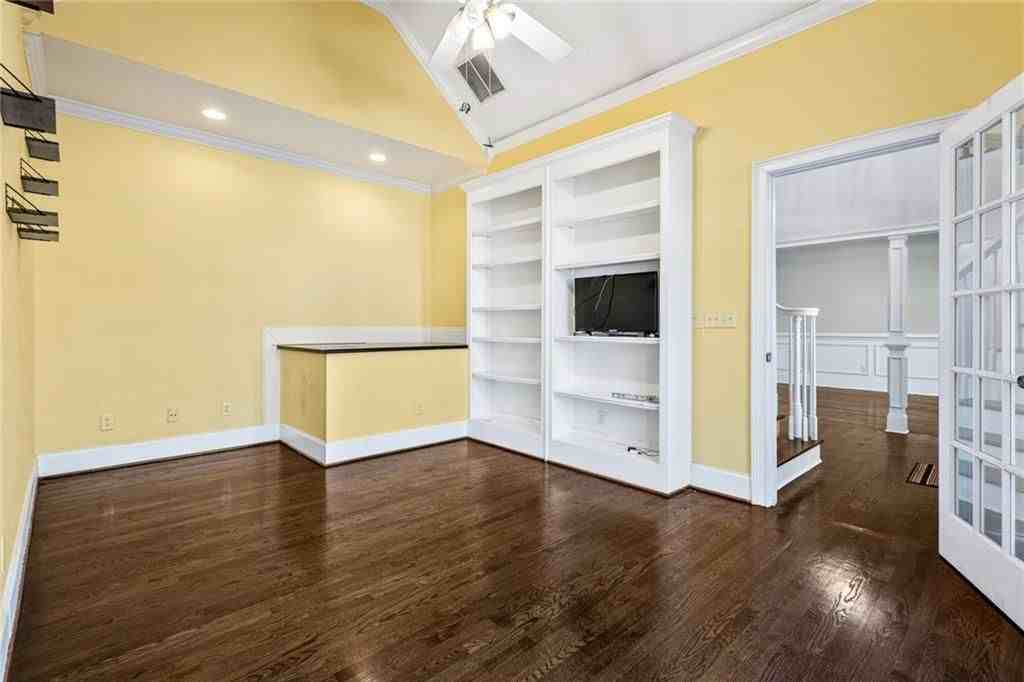 3725 Burnt Hickory Dr - Photo 3 of 20