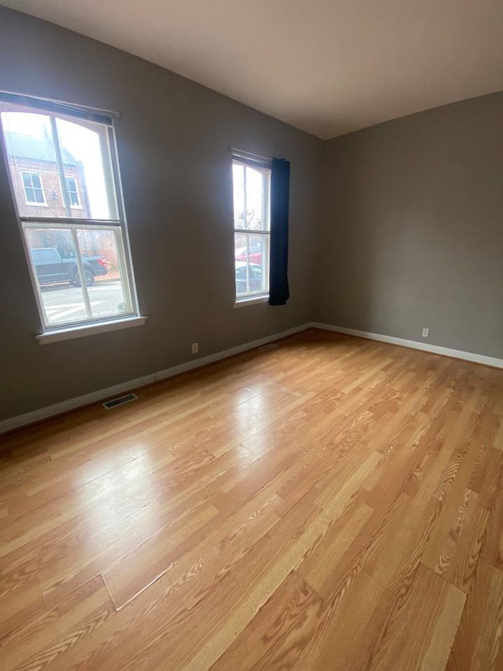 913 Geyer Ave #913 - Photo 7 of 7