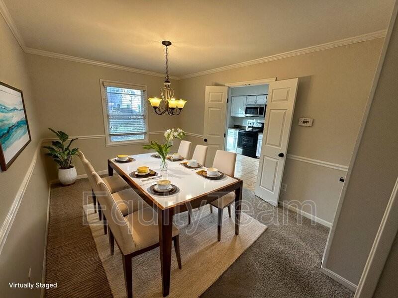 9133 Dominion Cir - Photo 4 of 15