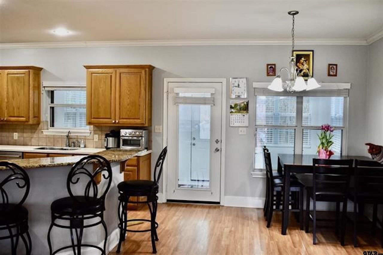 5141 Avenham Ct - Photo 7 of 23