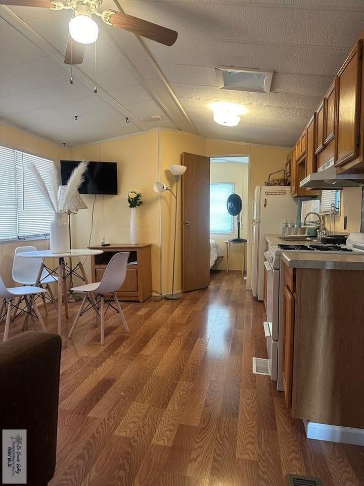 10 Colorado River Dr - Photo 4 of 15