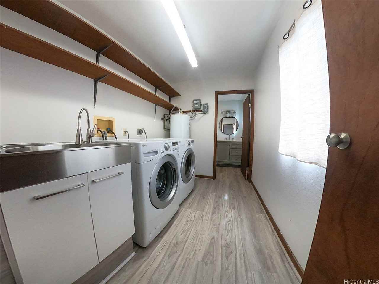 1827 Dole St Apt B #B - Photo 6 of 23