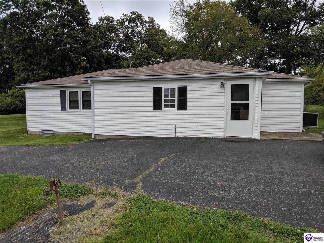 638 Miller Rd - Photo 2 of 28