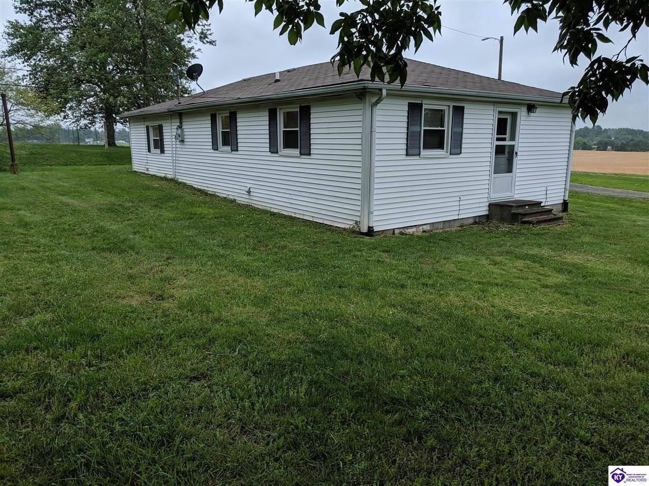 638 Miller Rd - Photo 4 of 28