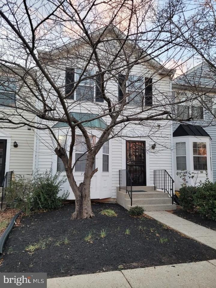 7238 S Ora Ct - Photo 2 of 30