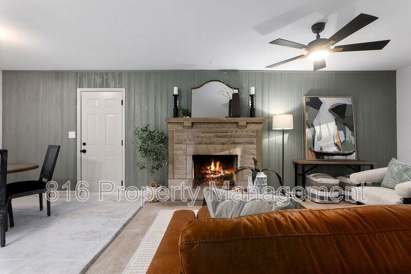 12516 13th St - Photo 5 of 31