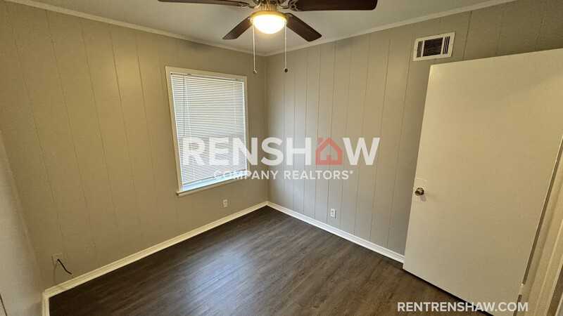 1379 Rolling Hills Dr - Photo 3 of 15