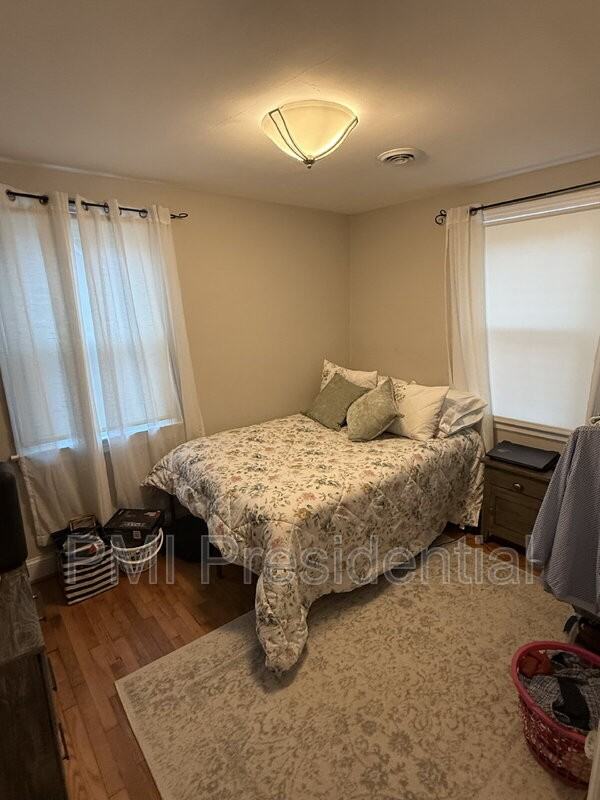 7346 Edgeworth Rd - Photo 5 of 15