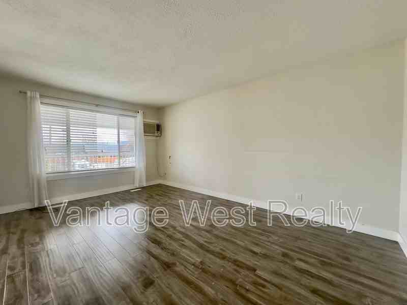 3426 3426 - Photo 6 of 19