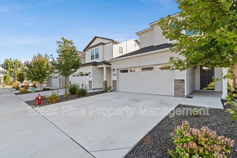 3098 N Lochness Ave - Photo 3 of 36