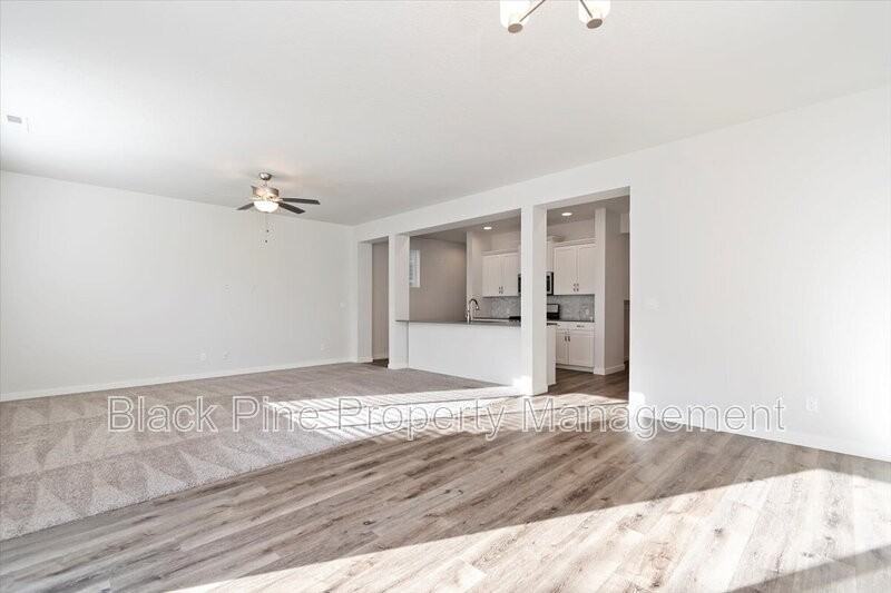 3098 N Lochness Ave - Photo 7 of 36