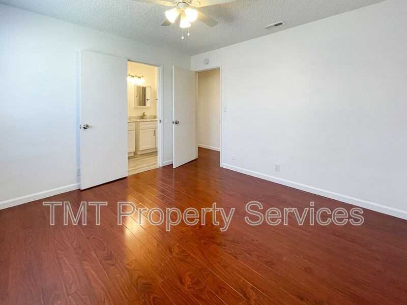 8611 Acapulco Way #4 - Photo 6 of 10