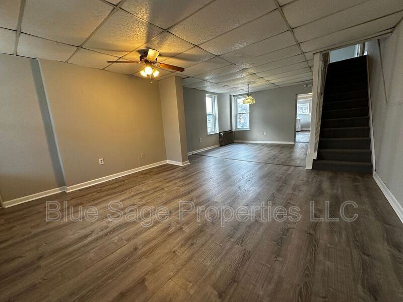 3418 W 3rd St - Photo 2 of 26