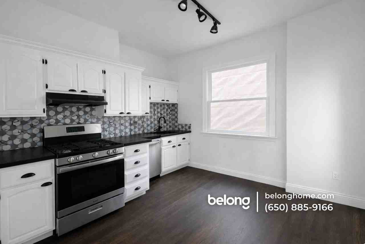 1770 Pacific Ave #304 - Photo 6 of 8