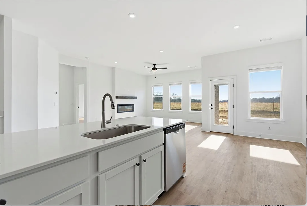 2311 Longfellow Dr #NA - Photo 3 of 35