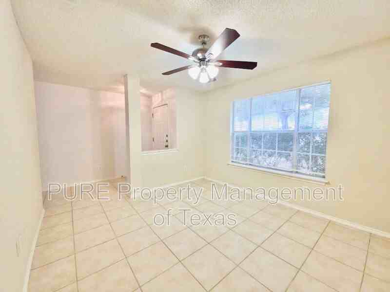 1313 Terra St - Photo 2 of 31