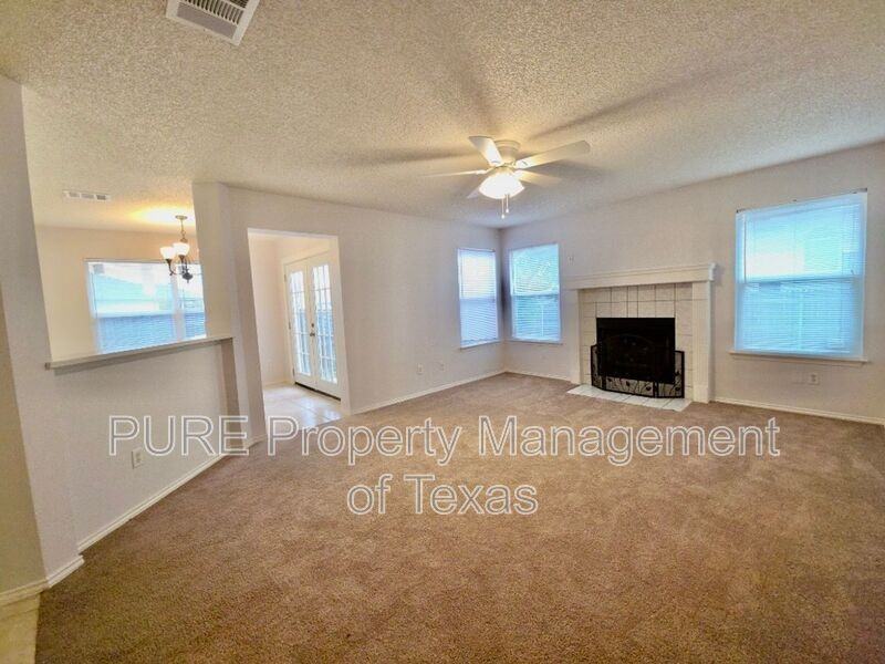 1313 Terra St - Photo 5 of 31